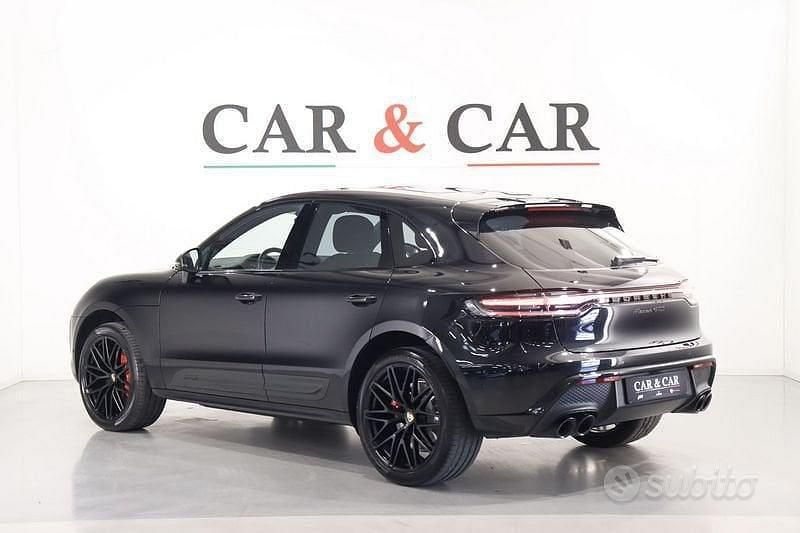Usata Porsche Macan 441 CV (324 kW) 2022 Nero jet metallizzato SUV