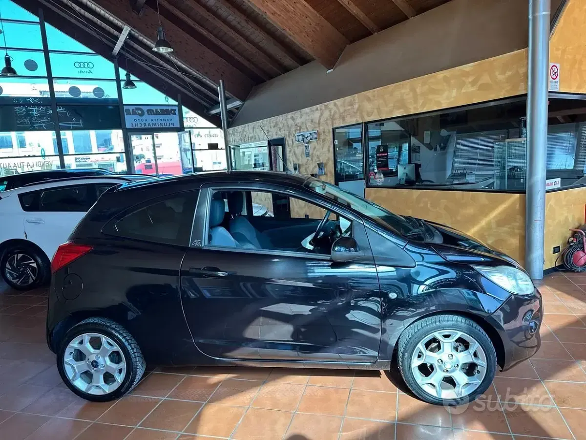 Usata Ford Ka Titanium 75 CV (55 kW) 2010 Nero Utilitaria