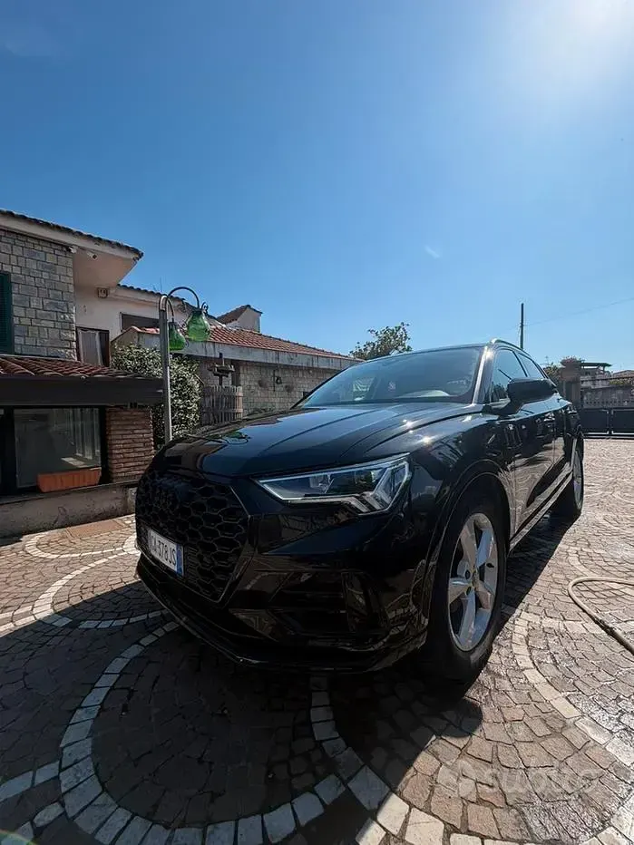 Usata Audi Q3 Black Edition 150 CV (110 kW) 2020 Nero SUV