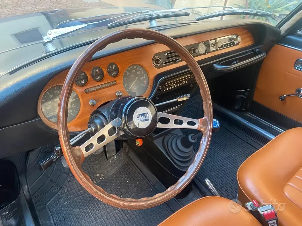 Begagnad Lancia Fulvia 1970 Blå Sportkupé