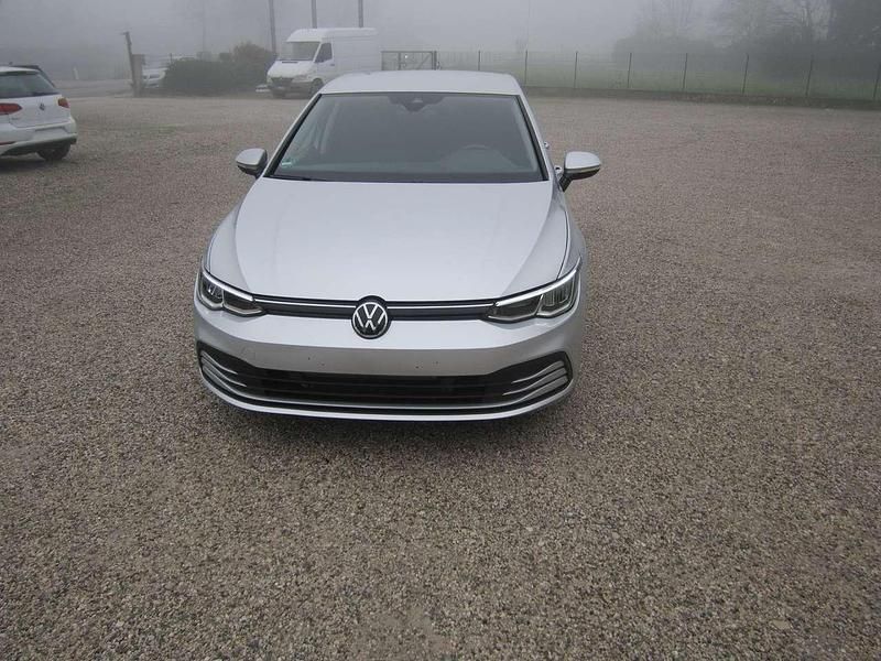 Usata VW Golf VII Comfortline 86 CV (63 kW) 2021 Argento Utilitaria