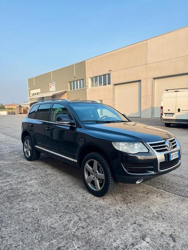 Usata VW Touareg 240 CV (176 kW) 2009 Nero SUV