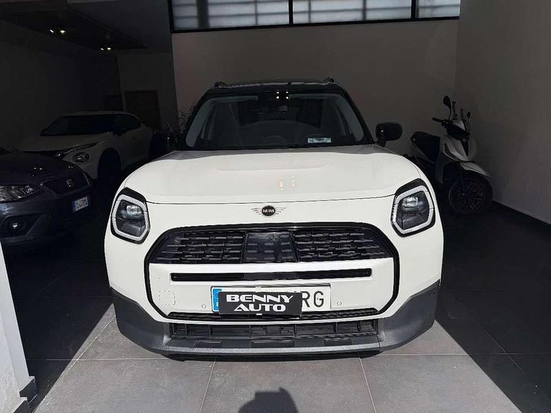 Usata Mini Cooper Countryman Favoured 141 CV (103 kW) 2024 Bianco SUV