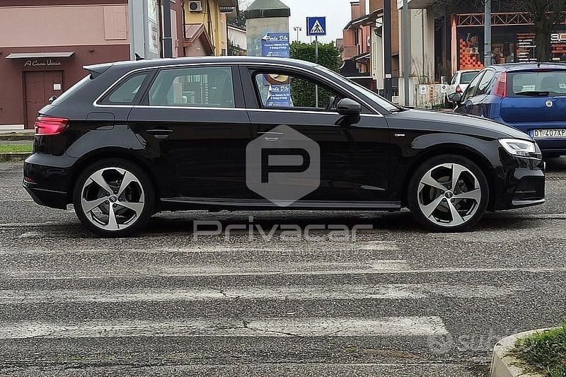 Usata Audi A3 Sportback Admired 116 CV (85 kW) 2018 Nero Utilitaria