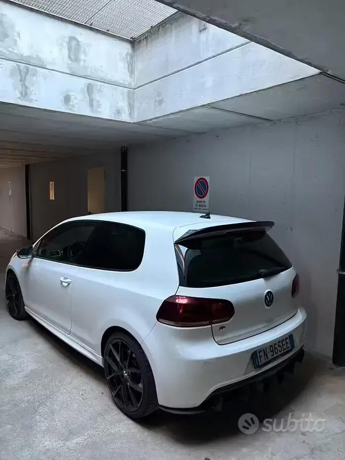 Usata VW Golf VI 270 CV (198 kW) 2010 Bianco Utilitaria