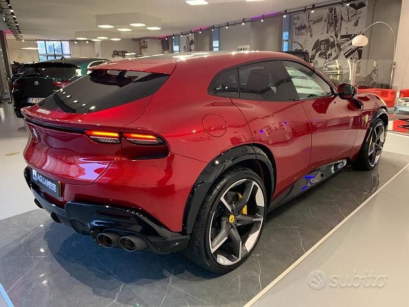 Usata Ferrari Purosangue 719 CV (528 kW) 2024 Rosso SUV