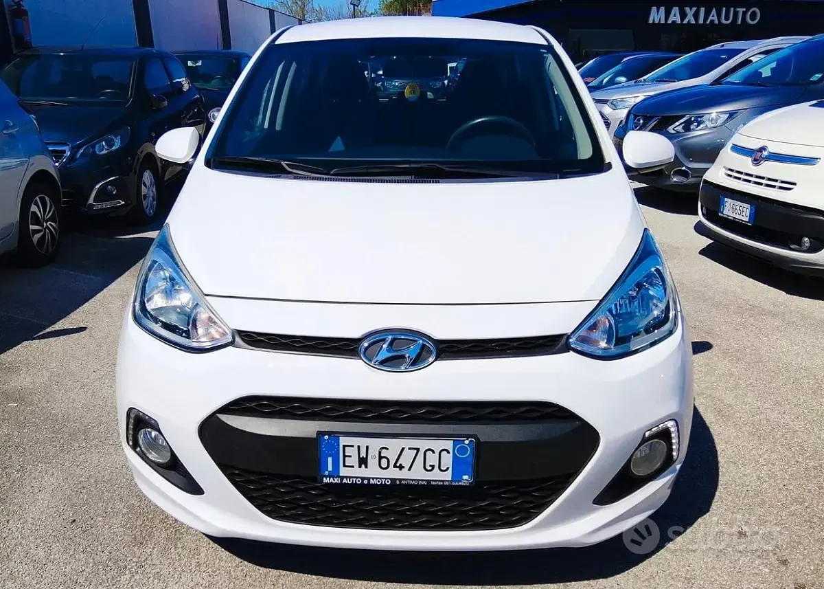 Usata Hyundai i10 67 CV (49 kW) 2014 Bianco Utilitaria