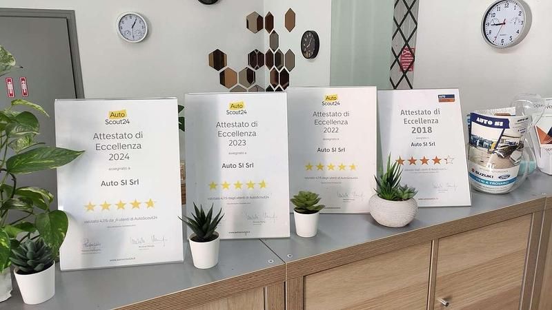 Usata Citroën Berlingo Feel 110 CV (80 kW) 2020 Grigio Monovolume