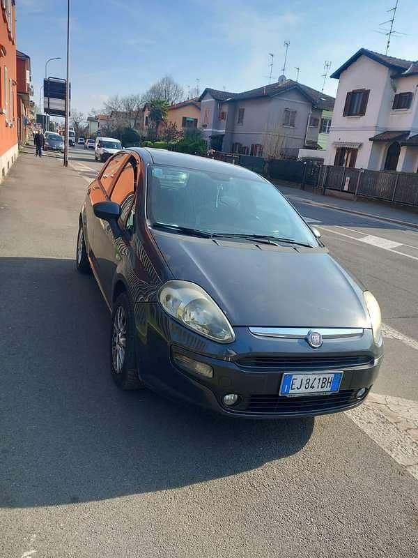 Usata Fiat Punto Evo Emotion 95 CV (69 kW) 2012 Utilitaria
