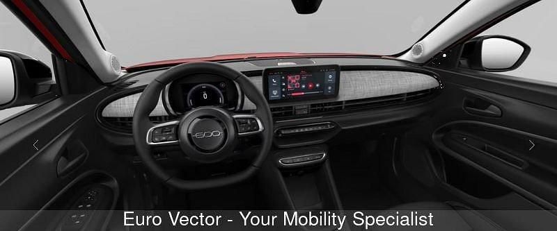 Nuova Fiat 600 Icon 110 CV (80 kW) 2025 Rosso SUV