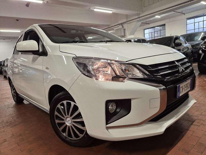 Usata Mitsubishi Space Star Invite 71 CV (52 kW) 2024 Bianco pastello Utilitaria