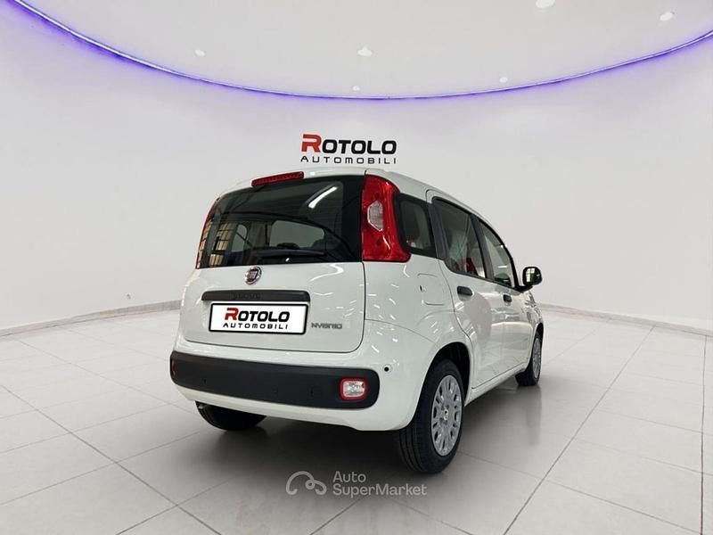 Nuova Fiat Panda Icon 69 CV (50 kW) 2026 Bianco Utilitaria