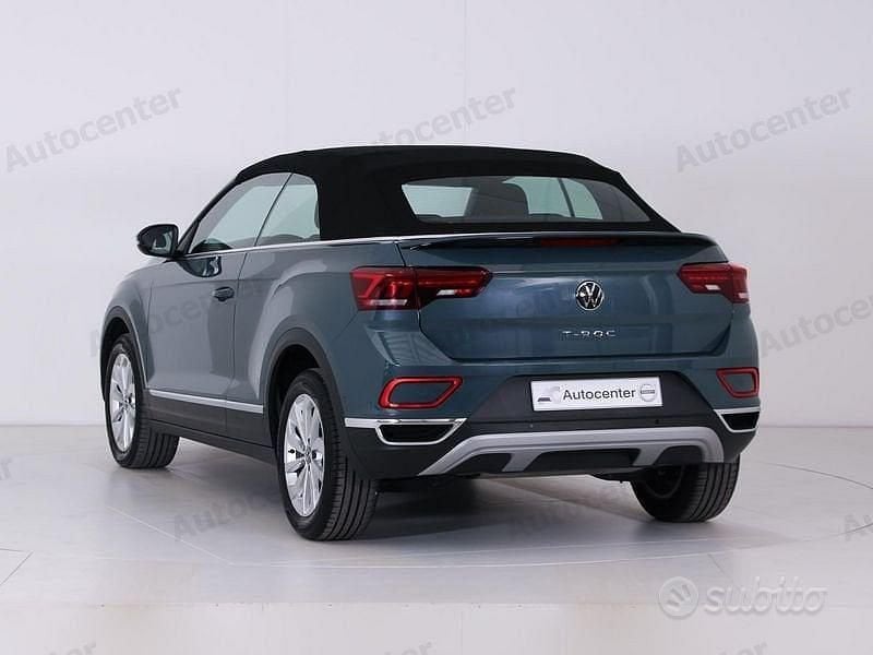Usata VW T-Roc Style 150 CV (110 kW) 2024 Verde SUV