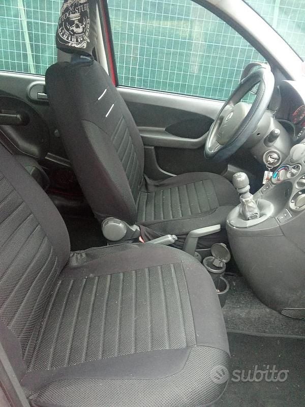 Usata Fiat Panda 2011 Rosso Utilitaria
