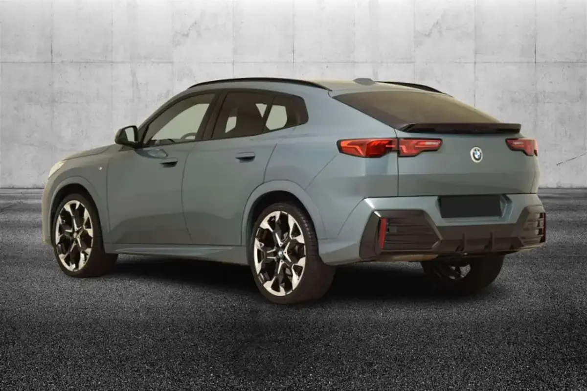 Usata BMW X2 M Sport 150 CV (110 kW) 2024 Verde SUV