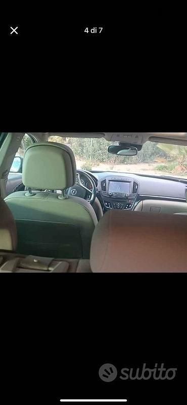 Usata Opel Insignia 194 CV (142 kW) 2013 Nero Station wagon