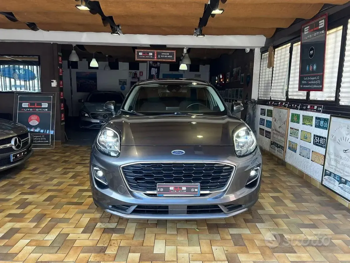 Usata Ford Puma Titanium 120 CV (88 kW) 2021 Grigio SUV