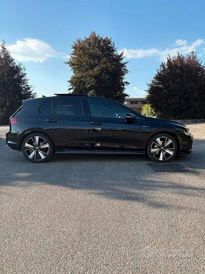 Usata VW Golf VIII GTD 200 CV (147 kW) 2025 Nero Berlina