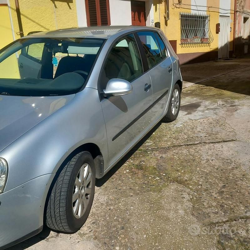 Usata VW Golf IV 2005 Berlina