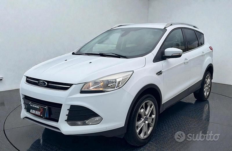 Usata Ford Kuga Titanium 150 CV (110 kW) 2015 Bianco SUV