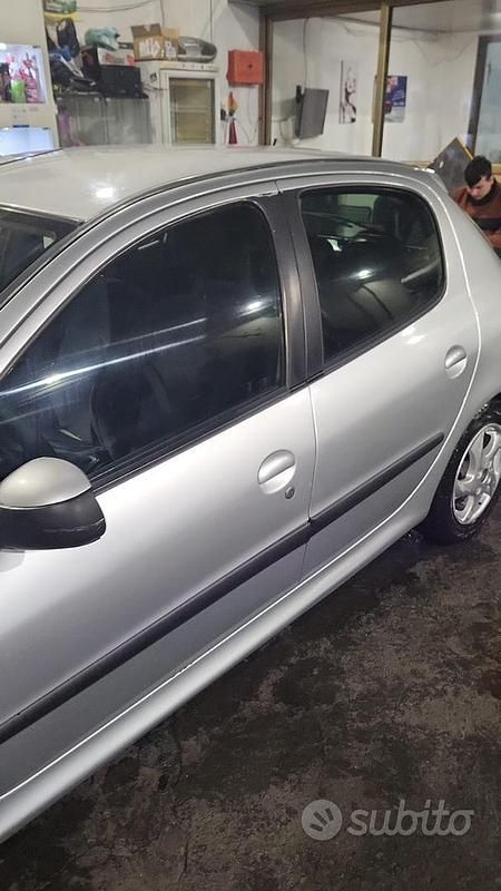 Usata Peugeot 206 2003 Grigio Berlina
