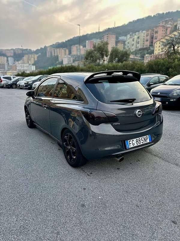 Usata Opel Corsa 90 CV (66 kW) 2017 Utilitaria