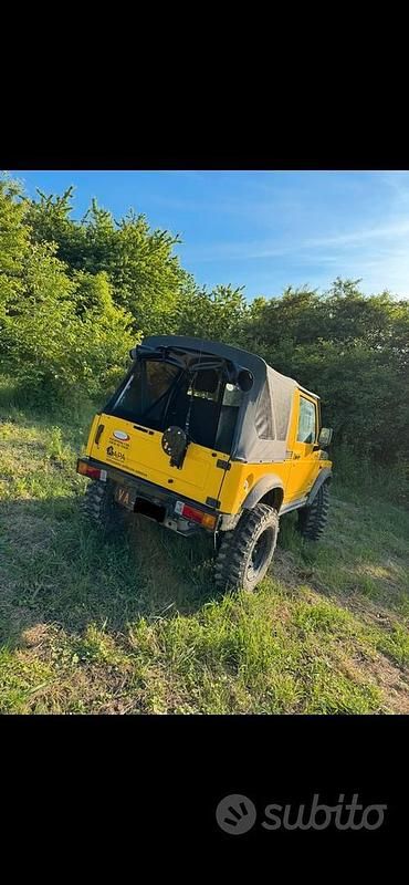 Usata Suzuki Samurai 1988 Giallo SUV
