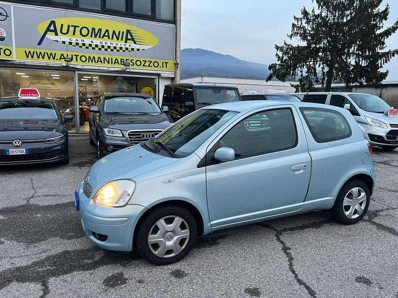 Blu Usata 2005 Toyota Yaris Sol Due volumi | 2490 € (Buon prezzo) - Immagine 1/4
