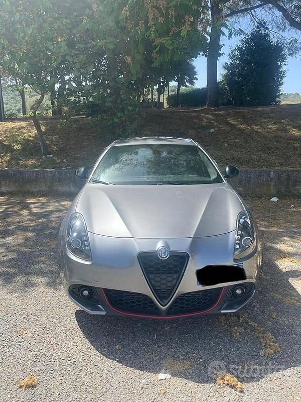 Usata Alfa Romeo Giulietta 109 CV (80 kW) 2019 Grigio Utilitaria