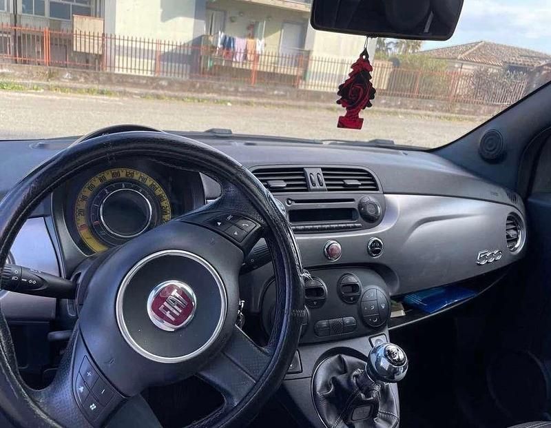 Usata Fiat 500 75 CV (55 kW) 2009 Verde Utilitaria