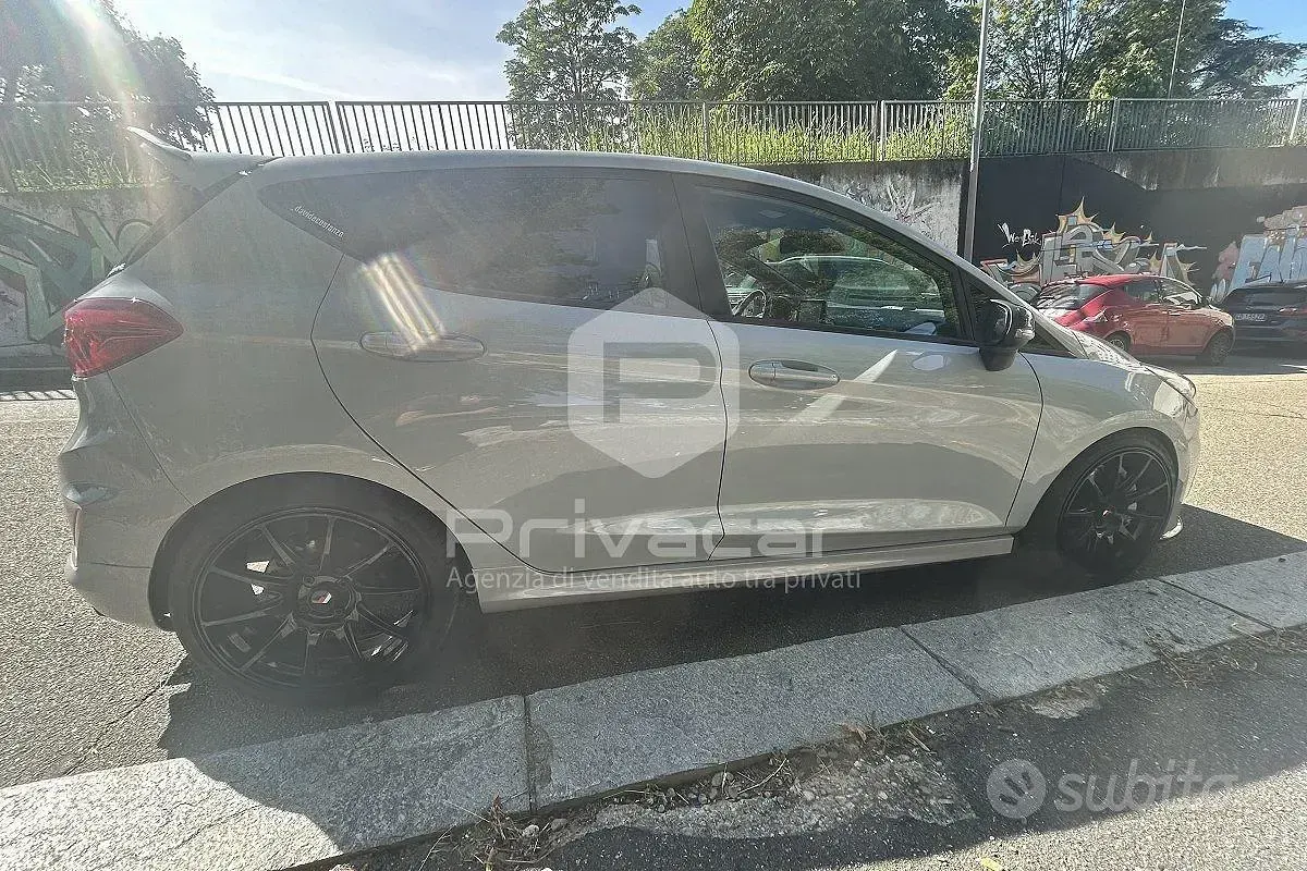 Usata Ford Fiesta ST 200 CV (147 kW) 2019 Grigio Utilitaria