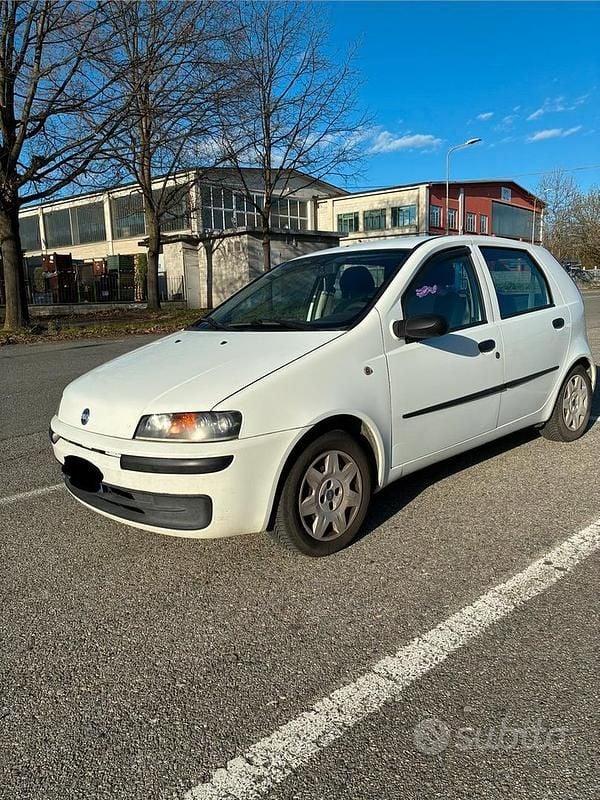 Usata Fiat Punto 2002 Bianco Utilitaria