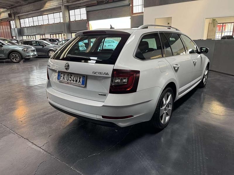 Usata Skoda Octavia G-TEC Style 131 CV (96 kW) 2019 Bianco Station wagon