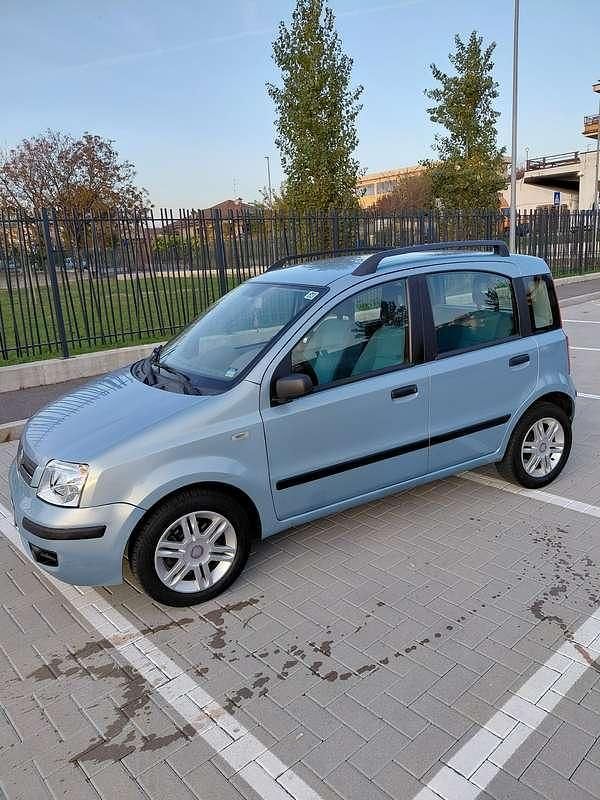 Käytetty Fiat Panda Dynamic 60 HP (44 kW) 2006 Viistoperä
