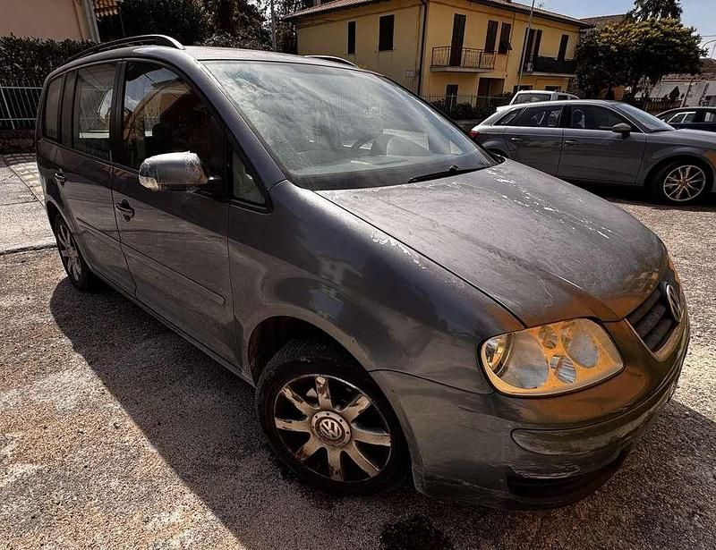Usata VW Touran 140 CV (102 kW) 2005 Monovolume