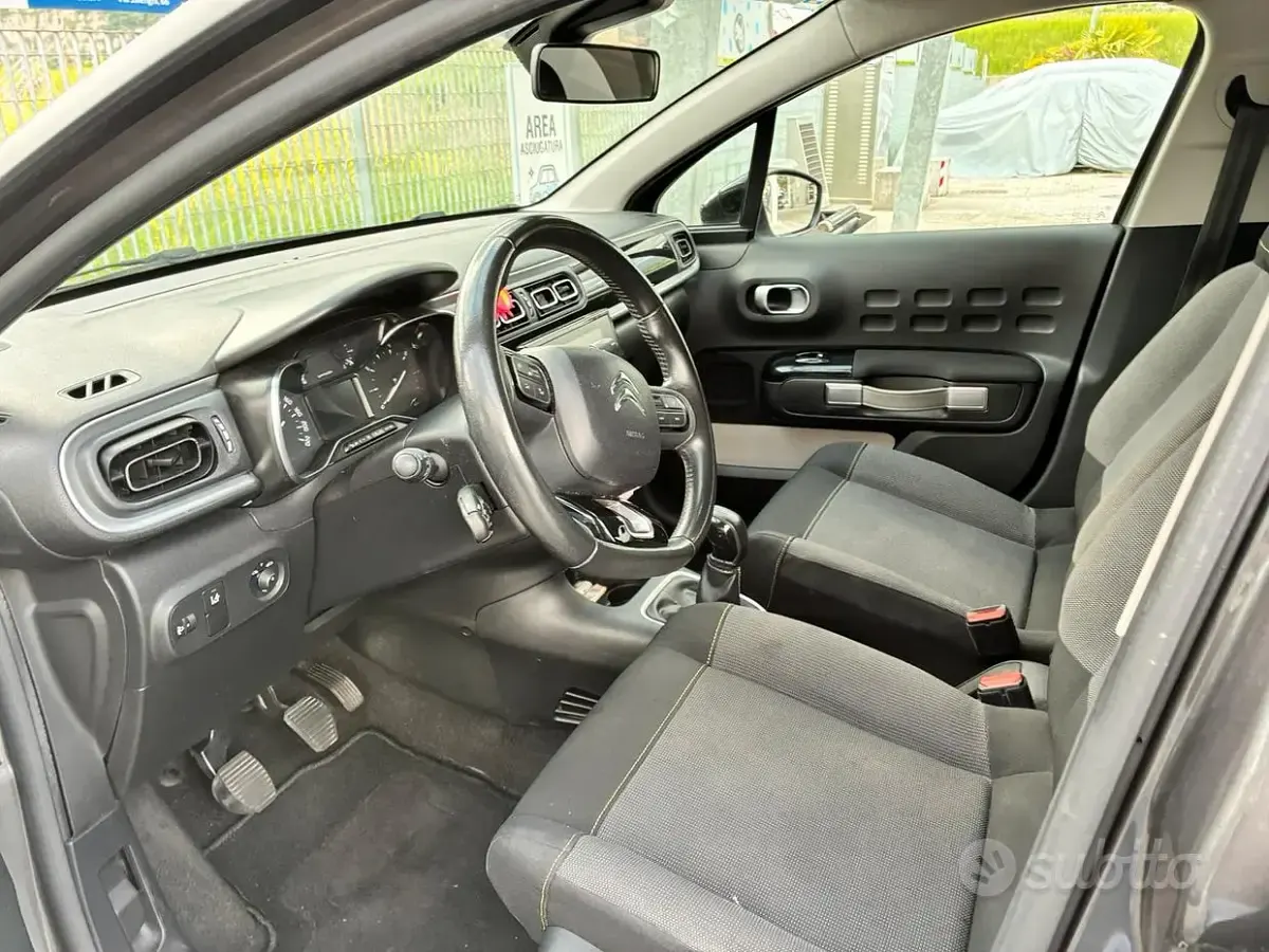 Usata Citroën C3 83 CV (61 kW) 2019 Grigio Utilitaria