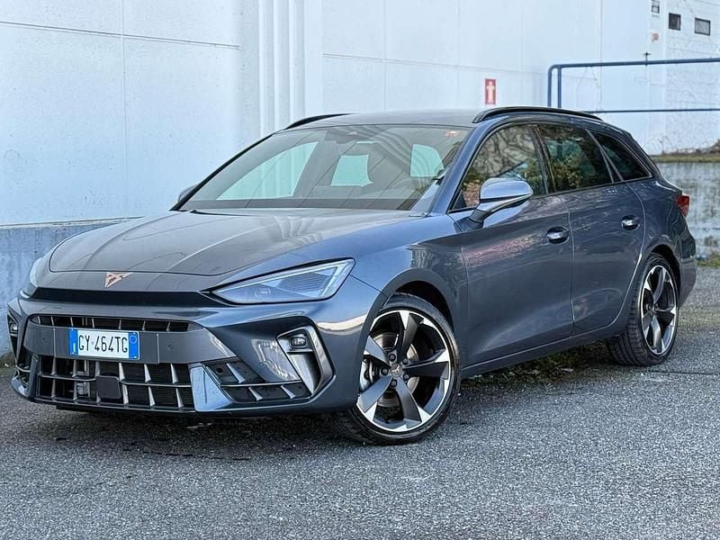 Usata Cupra Leon 150 CV (110 kW) 2025 Grigio Station wagon