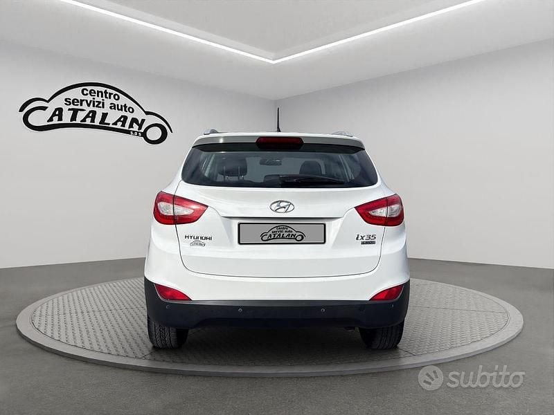 Usata Hyundai ix35 Xpossible 116 CV (85 kW) 2014 Bianco SUV