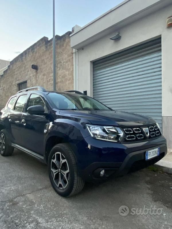 Usata Dacia Duster Essentiel 115 CV (84 kW) 2019 Blu SUV