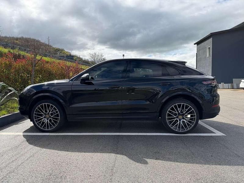 Usata Porsche Cayenne Coupe 340 CV (250 kW) 2019 Nero Coupé