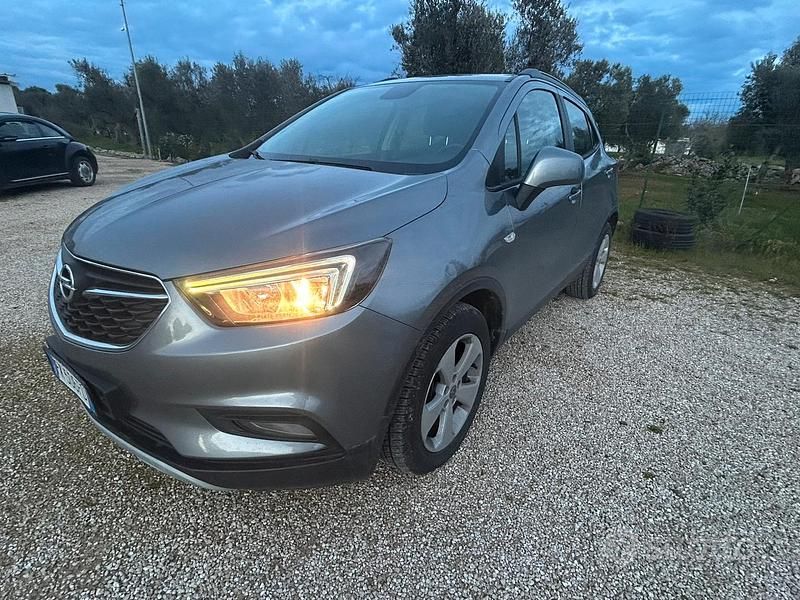 Usata Opel Mokka X 110 CV (80 kW) 2017 Grigio SUV