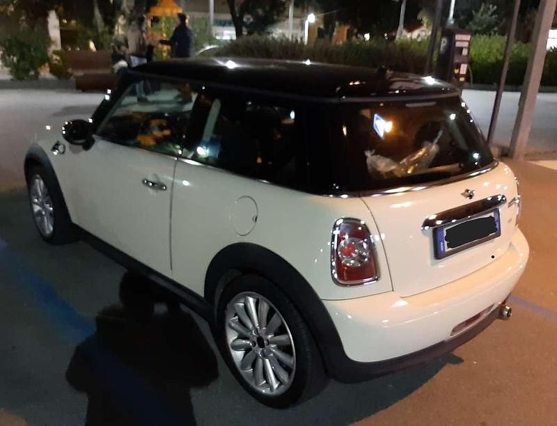 Occasion Mini Cooper D 111 ch (81 kW) 2013 Citadine