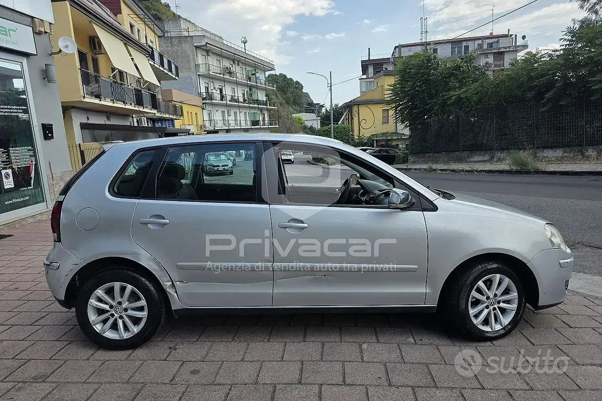 Usata VW Polo Comfortline 80 CV (58 kW) 2007 Grigio Utilitaria