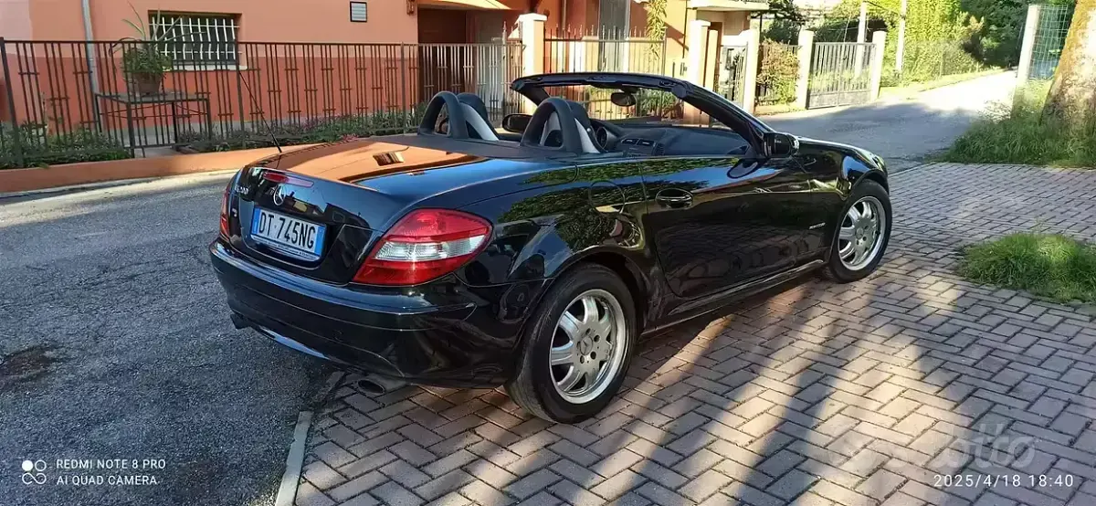 Usata Mercedes SLK200 163 CV (119 kW) 2006 Nero Cabrio