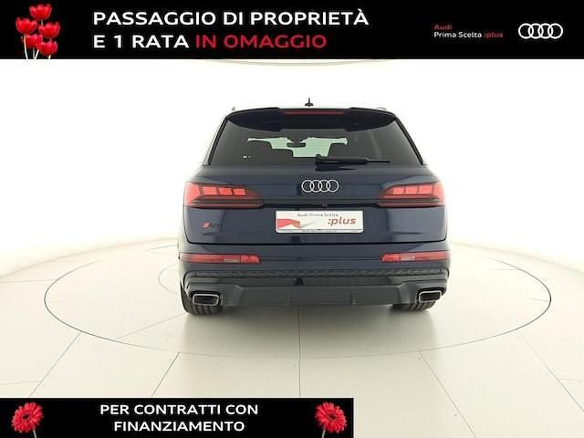 Usata Audi Q7 S-Line 286 CV (210 kW) 2024 Grigio waitomo metallizzato SUV