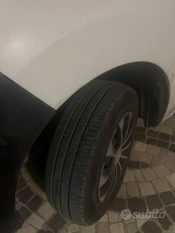 Usata 2010 Nissan NV200 Monovolume | 3500 € - Immagine 1/4