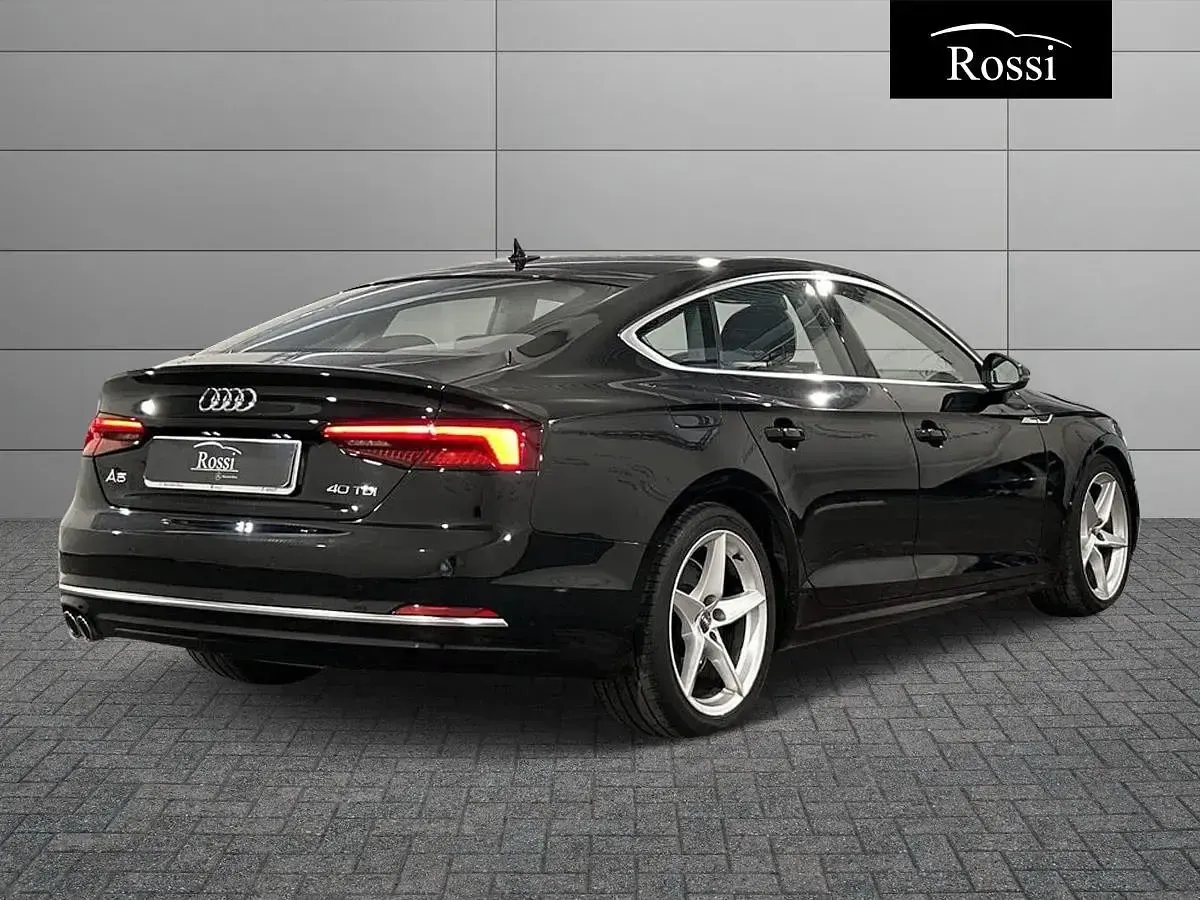Usata Audi A5 Sportback Business 191 CV (140 kW) 2019 Nero metallizzato Utilitaria