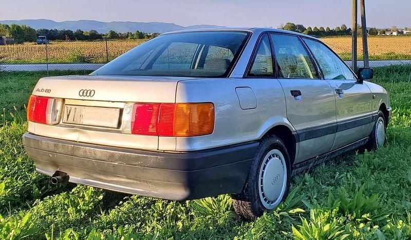 Usata Audi 80 75 CV (55 kW) 1987 Oro Berlina