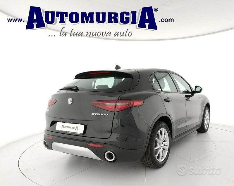 Usata Alfa Romeo Stelvio Super 190 CV (139 kW) 2021 Nero SUV
