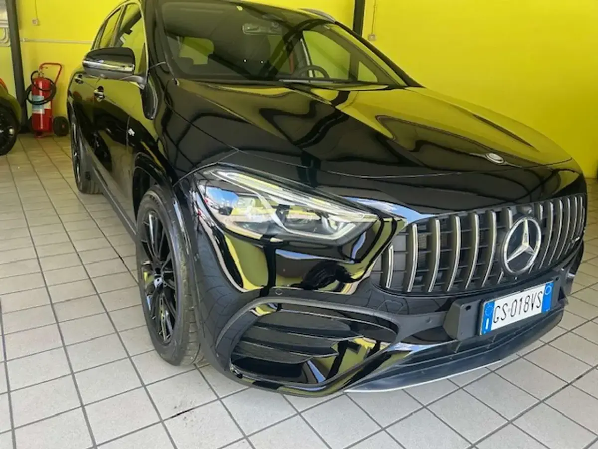 Usado Mercedes GLA35 AMG Premium 306 CV (225 kW) 2024 Other SUV